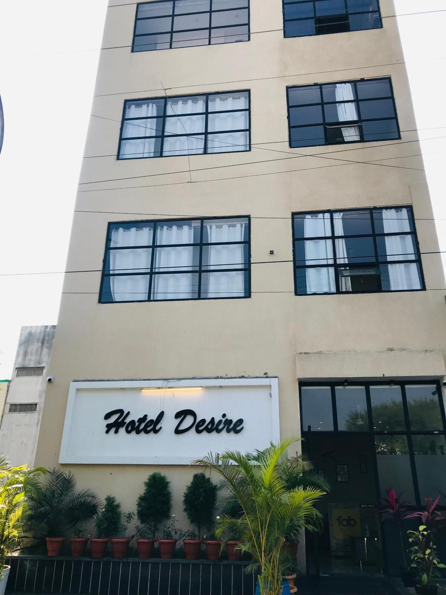 Hotel Divine Ιντόρ Εξωτερικό φωτογραφία