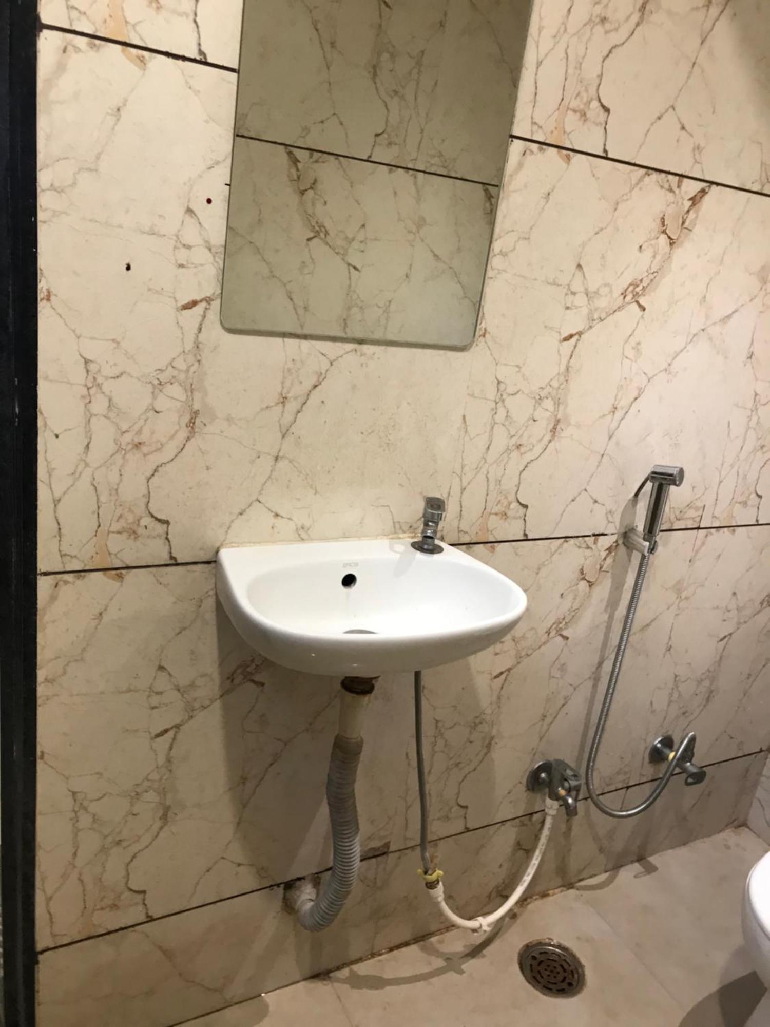 Hotel Divine Ιντόρ Εξωτερικό φωτογραφία